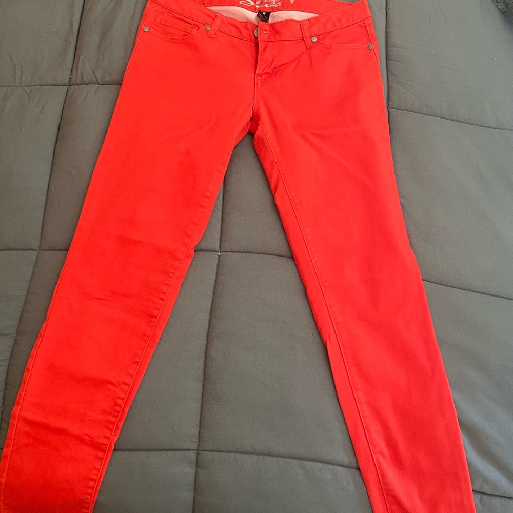 Celebrity Blue’s Women’s Skinny Stretch Jeans